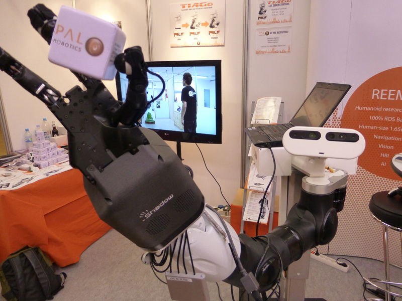 TIAGo robot with Shadow Hand end-effector